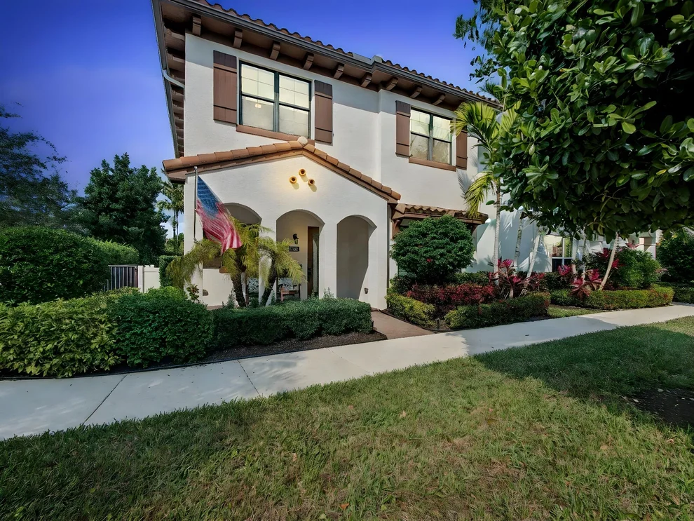 Unit for sale at 8125 Hobbes Way, Palm Beach Gardens, FL 33418