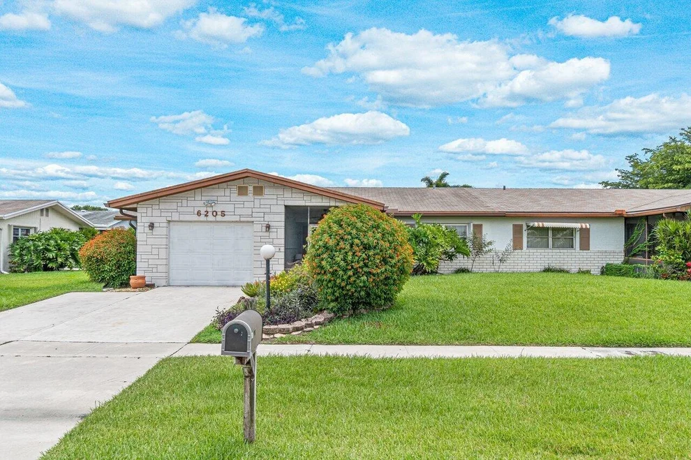Unit for sale at 6205 Lasalle Road, Delray Beach, FL 33484