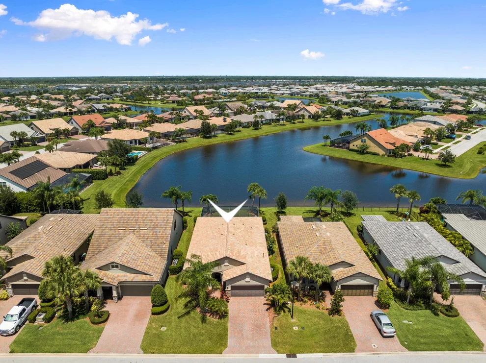 Unit for sale at 336 SE Courances Drive, Port St Lucie, FL 34984