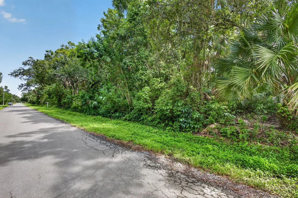 Unit for sale at 9294 Mockingbird Trail, Jupiter, FL 33478