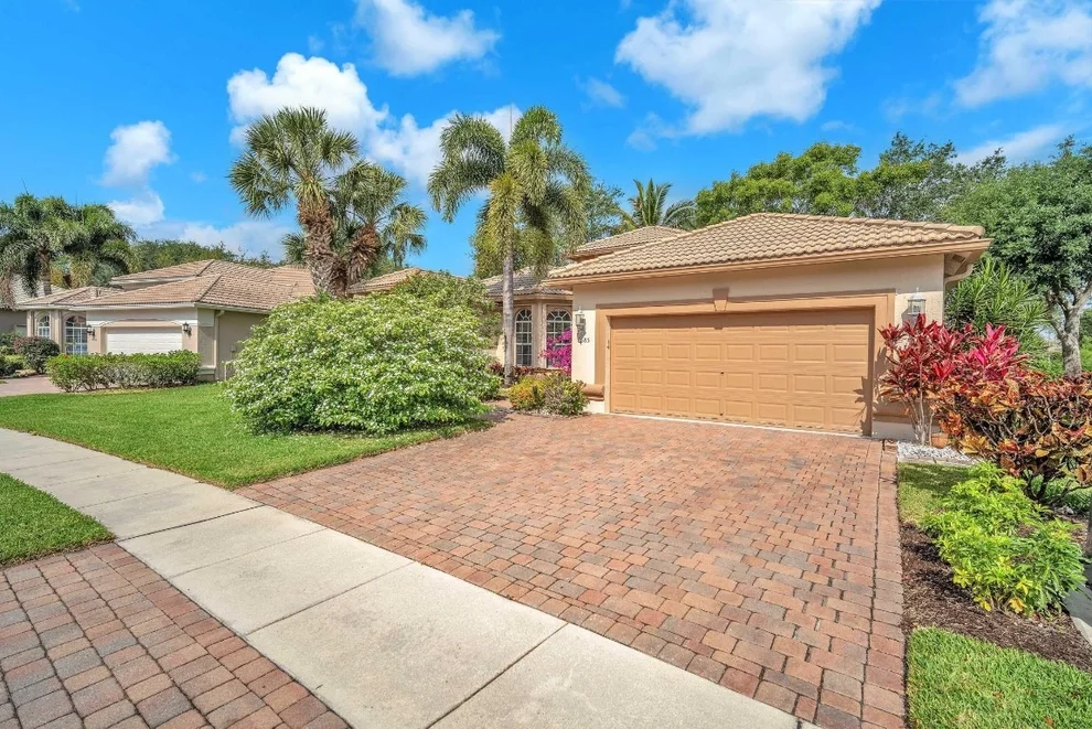 Unit for sale at 6585 Murano Way, Lake Worth, FL 33467