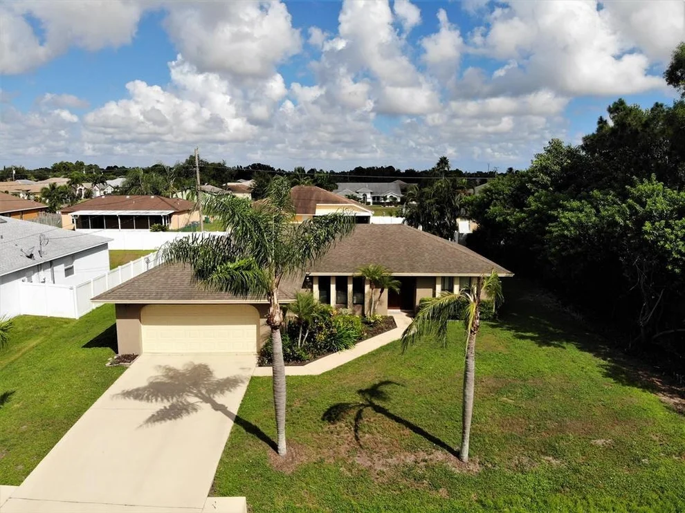 Unit for sale at 315 SE Navy Avenue, Port St Lucie, FL 34984
