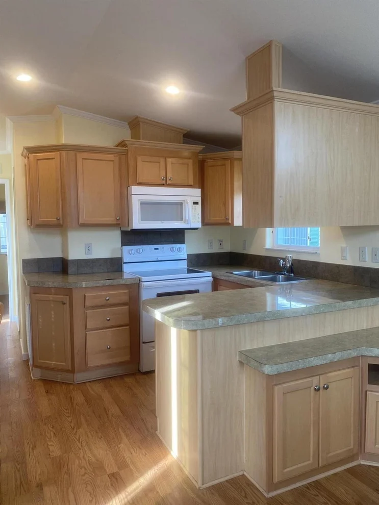 Unit for sale at 7950 Fl-78, Okeechobee, FL 34974