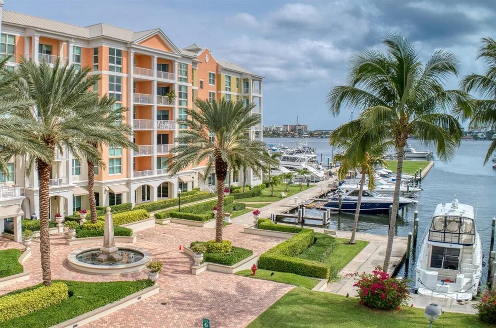 Unit for sale at 804 E Windward Way, Lantana, FL 33462