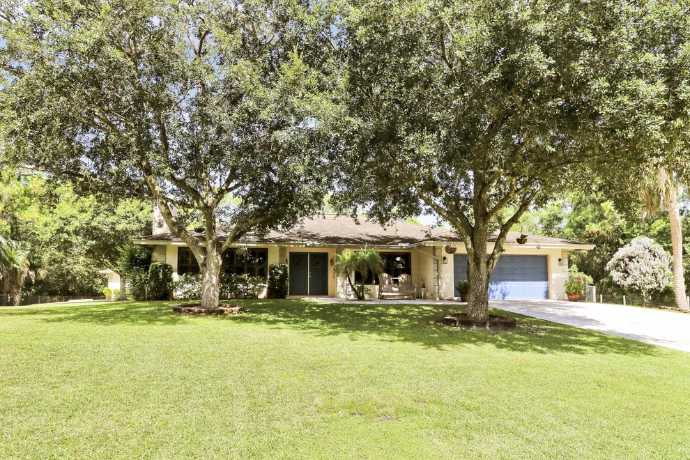 Unit for sale at 15421 110th Avenue N, Jupiter, FL 33478