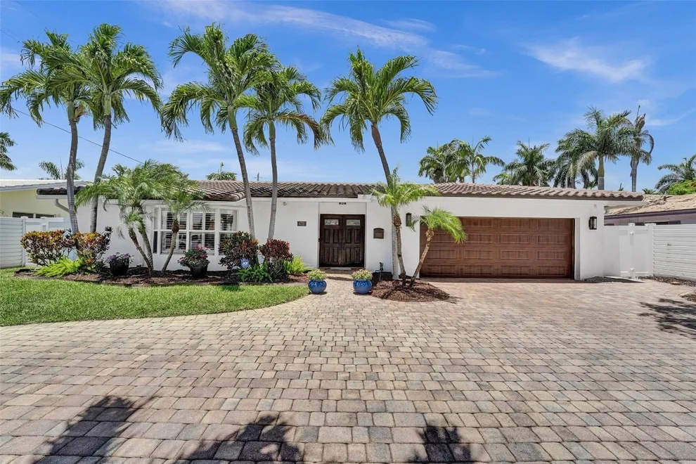 Unit for sale at 4711 Bayview Drive, Fort Lauderdale, FL 33308
