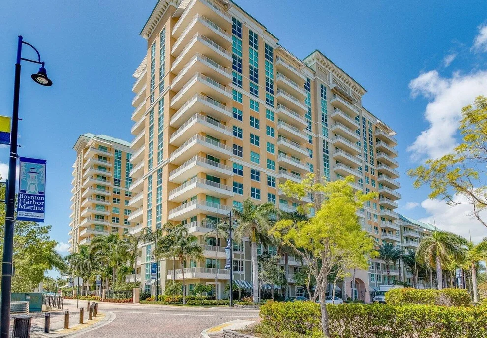 Unit for sale at 625 Casa Loma Boulevard, Boynton Beach, FL 33435