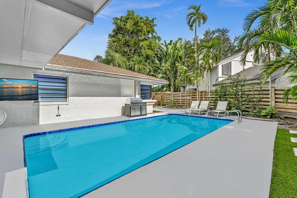 Unit for sale at 136 GREENS Road, Hollywood, FL 33021