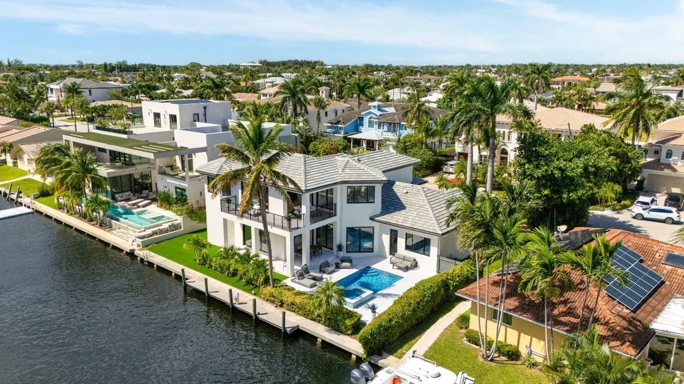Unit for sale at 872 Glouchester Street, Boca Raton, FL 33487