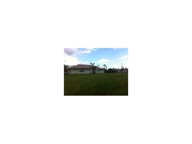 Unit for sale at 16613 N 61st Place, Loxahatchee, FL 33470