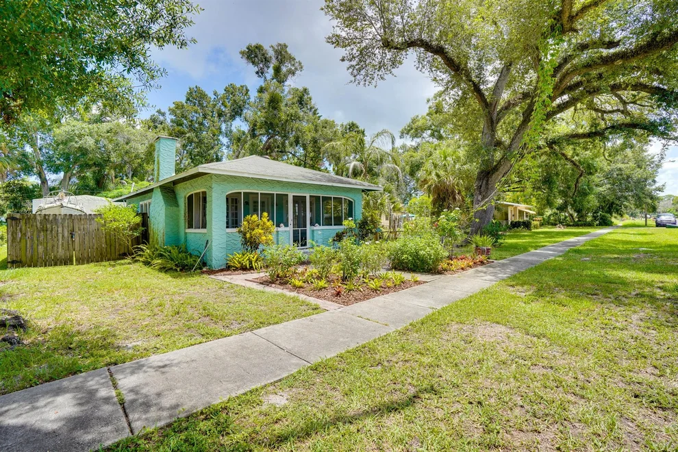 Unit for sale at 1954 42nd Avenue, Vero Beach, FL 32960