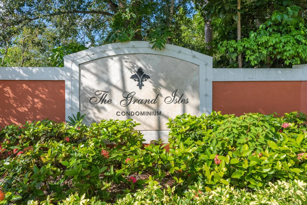 Unit for sale at 4179 N Haverhill Road, West Palm Beach, FL 33417