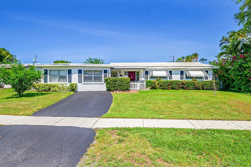 Unit for sale at 1328 SE 3rd Avenue, Deerfield Beach, FL 33441