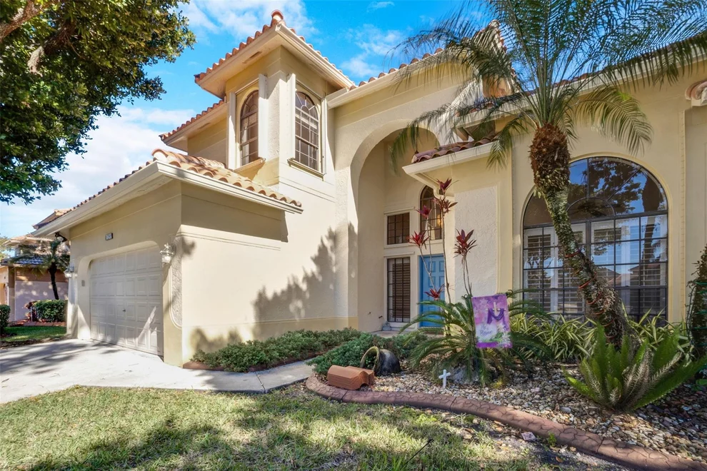 Unit for sale at 2545 Kerry Drive, Cooper City, FL 33026