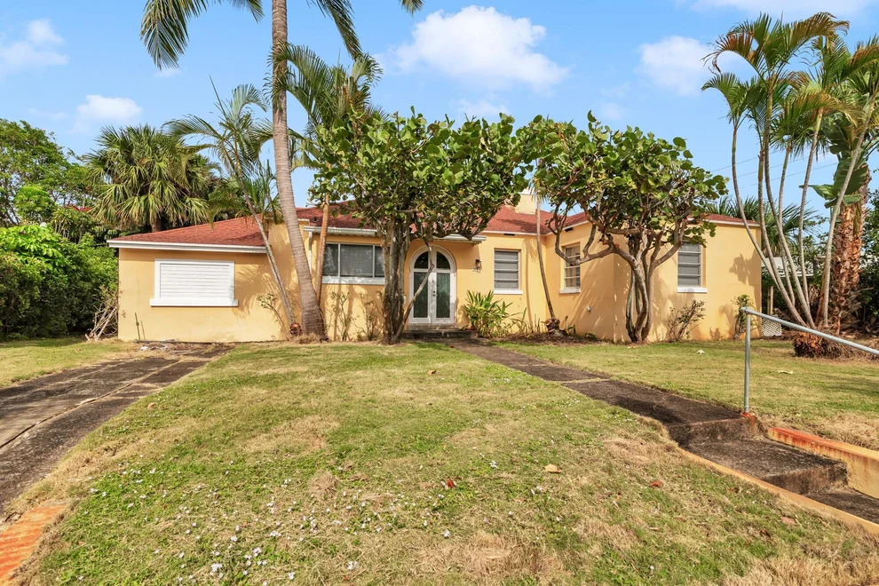 Unit for sale at 309 Nathan Hale Road, West Palm Beach, FL 33405