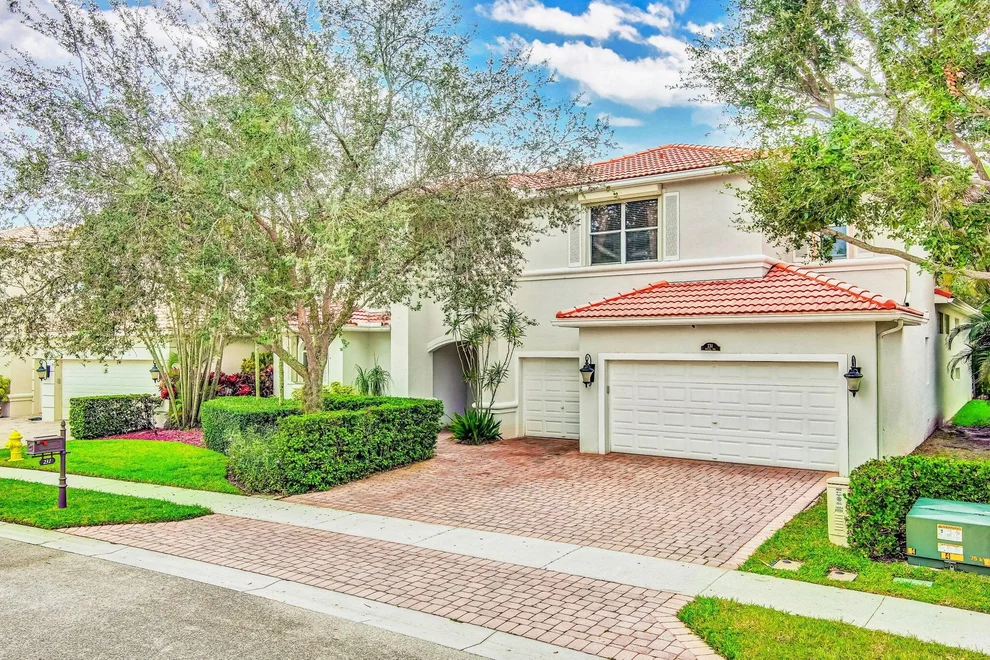 Unit for sale at 231 Sedona Way, Palm Beach Gardens, FL 33418