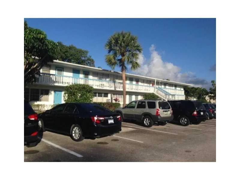Unit for sale at 36 Harwood B, Deerfield Beach, FL 33442