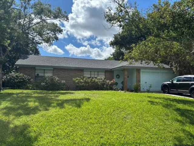 Unit for sale at 787 SW Alton Circle, Port St Lucie, FL 34953