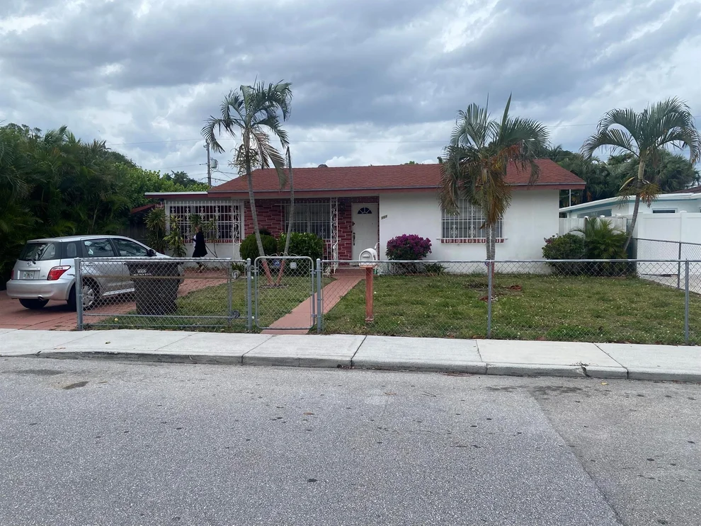Unit for sale at 909 Almeria Road, West Palm Beach, FL 33405