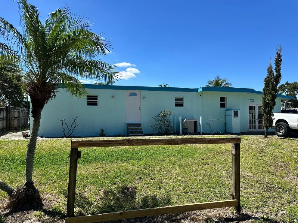 Unit for sale at 4194 Hibiscus Cir Circle, West Palm Beach, FL 33409