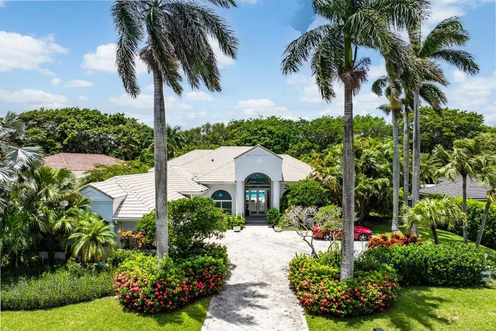 Unit for sale at 13795 Le Bateau Lane, Palm Beach Gardens, FL 33410