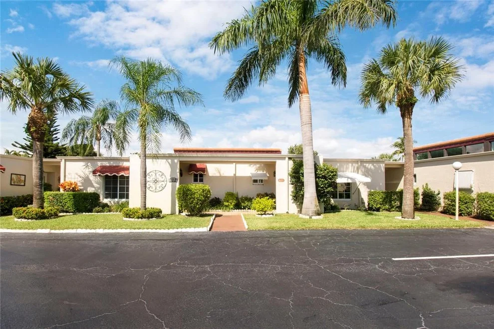 Unit for sale at 2541 Boundbrook Boulevard, West Palm Beach, FL 33406