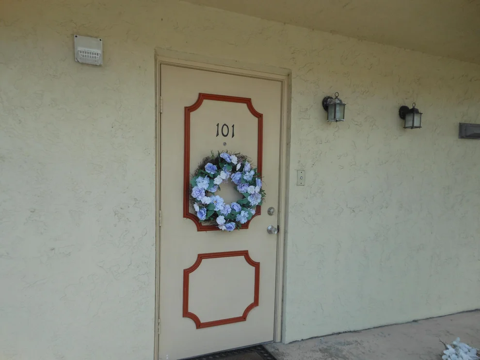 Unit for sale at 720 N Dixie Highway, Lantana, FL 33462