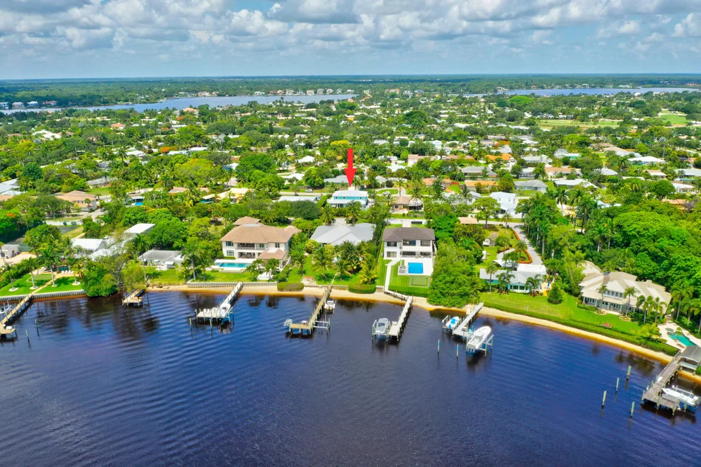 Unit for sale at 19298 Gulfstream Drive, Jupiter, FL 33469