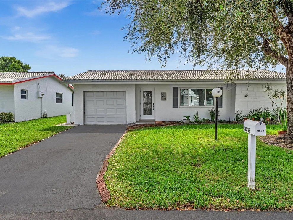 Unit for sale at 8232 NW 15th Street, Plantation, FL 33322