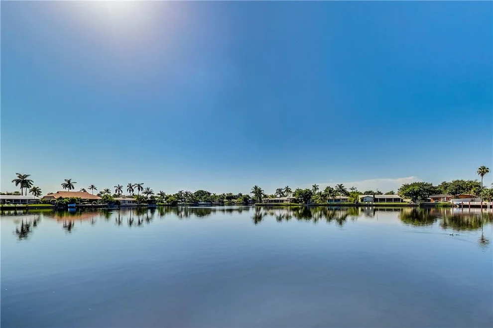 Unit for sale at 1510 NE 43rd Street, Oakland Park, FL 33334