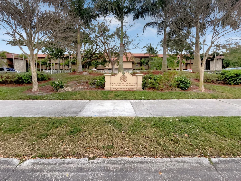 Unit for sale at 120 Sparrow Drive, Royal Palm Beach, FL 33411