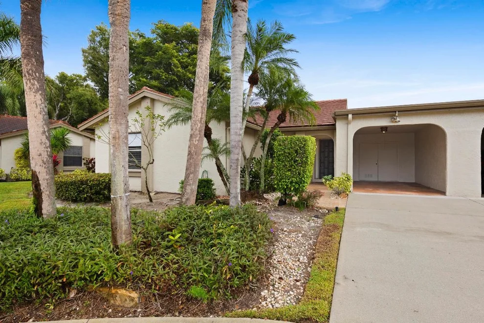 Unit for sale at 5860 Forest Grove Drive, Boynton Beach, FL 33437