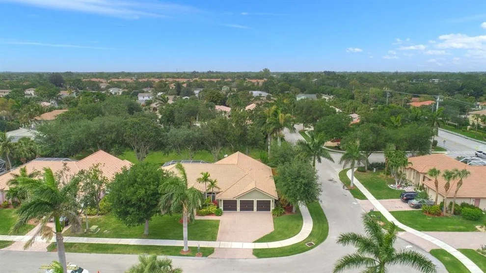 Unit for sale at 4527 S Barwick Ranch Circle, Delray Beach, FL 33445