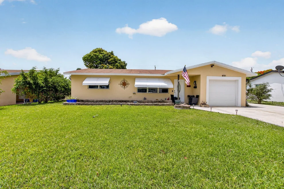 Unit for sale at 220 SW 10th Avenue, Boynton Beach, FL 33435