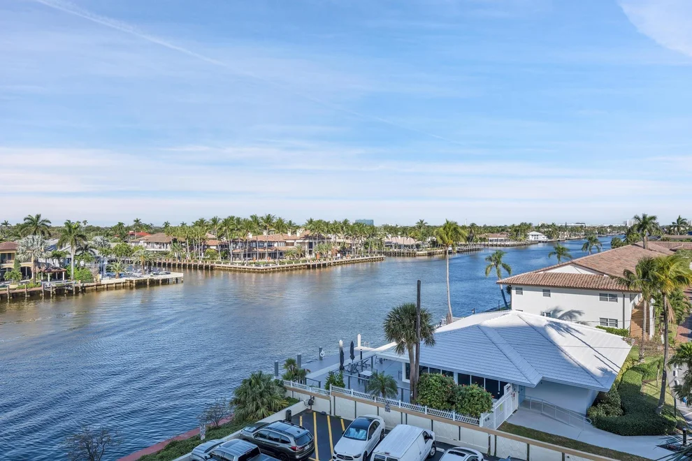 Unit for sale at 3200 NE 36th Street, Fort Lauderdale, FL 33308