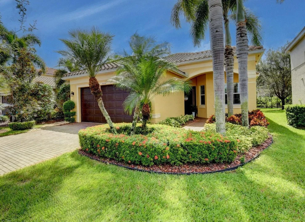 Unit for sale at 8272 Adrina Shores Way, Boynton Beach, FL 33473