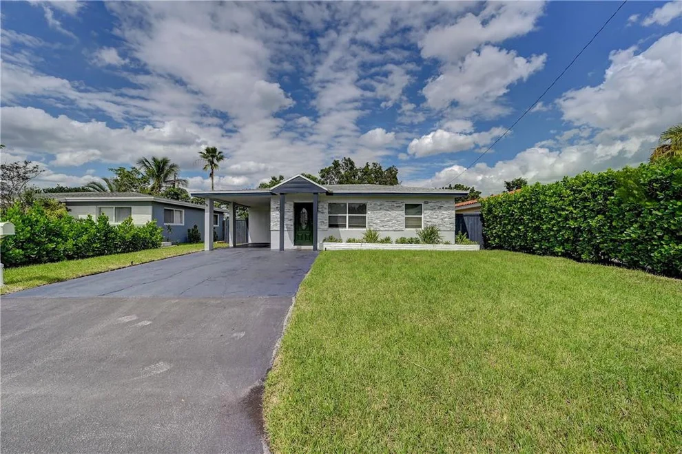 Unit for sale at 101 NE 47th Court, Oakland Park, FL 33334