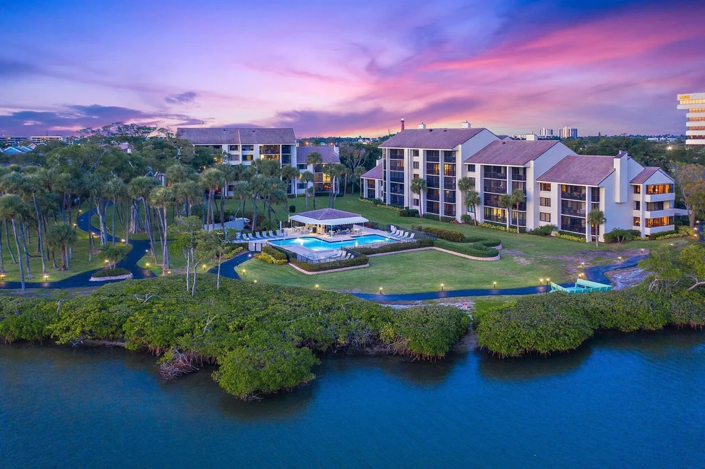 Unit for sale at 1000 N Us Highway 1, Jupiter, FL 33477