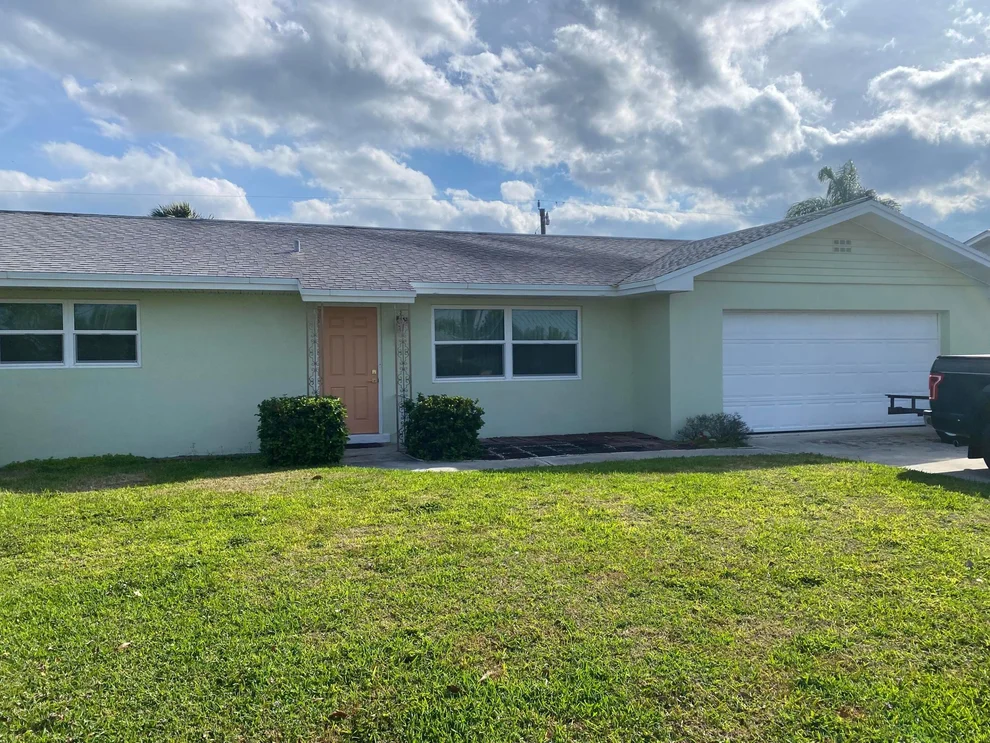 Unit for sale at 8072 SE Helen Terrace, Hobe Sound, FL 33455