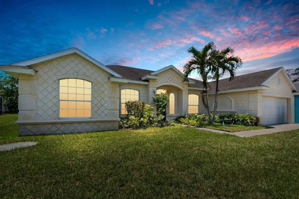 Unit for sale at 1014 SW Placetas Avenue, Port St Lucie, FL 34953