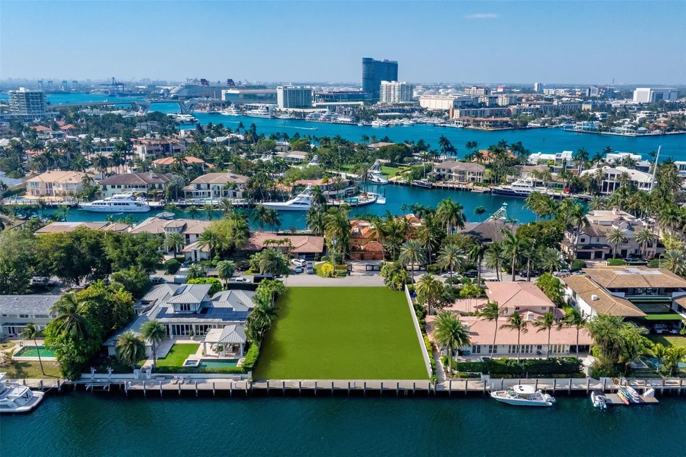 Unit for sale at 2455 Del Lago Drive, Fort Lauderdale, FL 33316