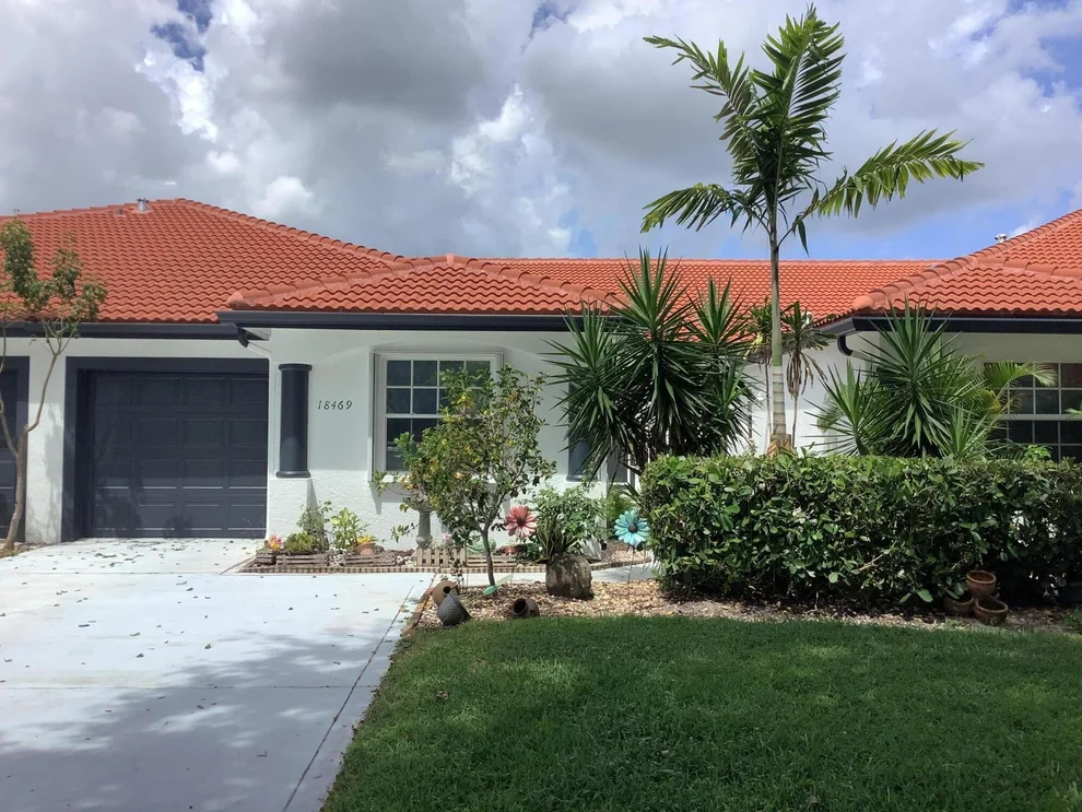 Unit for sale at 18469 Via Di Sorrento, Boca Raton, FL 33496