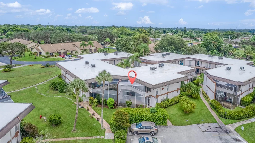 Unit for sale at 7 Greenway N, Royal Palm Beach, FL 33411