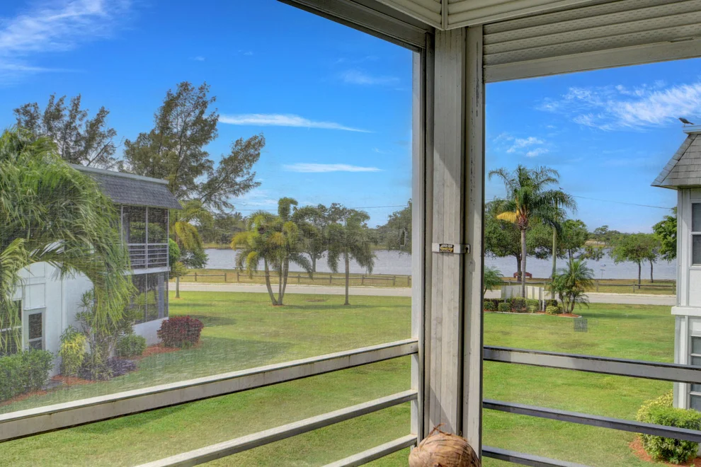 Unit for sale at 3040 Lake Osborne Drive, Lake Worth Beach, FL 33461
