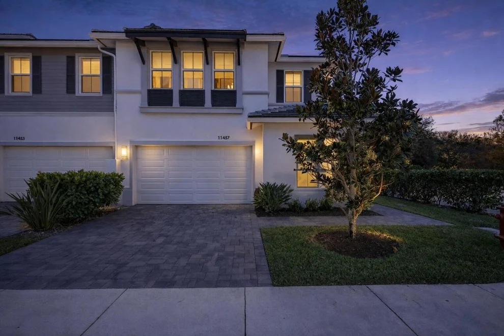 Unit for sale at 11457 Pointe Midtown Drive, Palm Beach Gardens, FL 33418