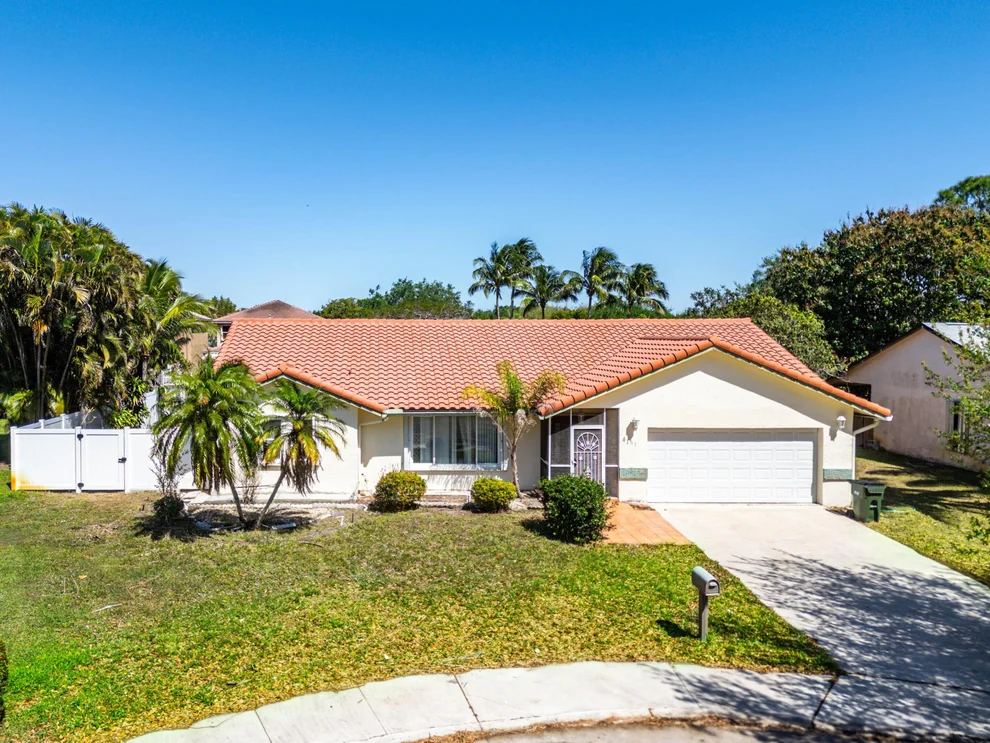 Unit for sale at 4195 NW 10th Street, Delray Beach, FL 33445