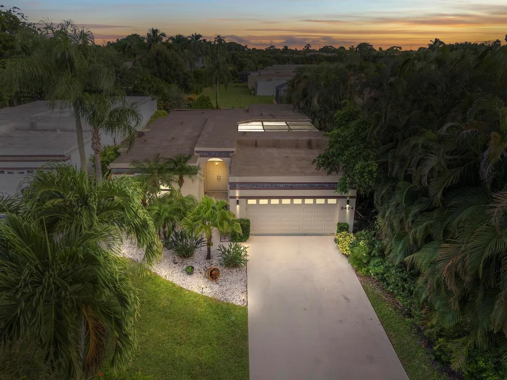Unit for sale at 5424 San Roma Circle, Lake Worth, FL 33467