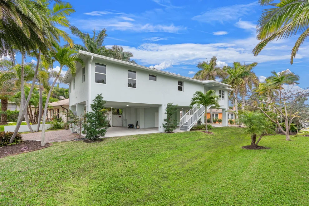 Unit for sale at 2510 N Lake Dr Drive N, Boynton Beach, FL 33435