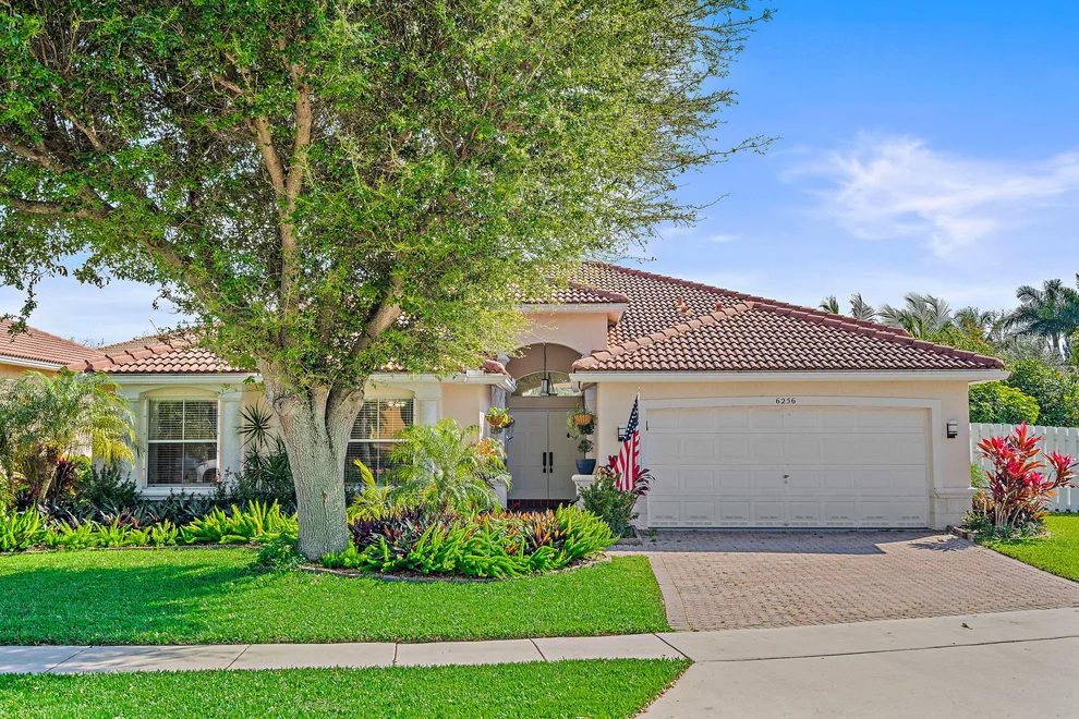 Unit for sale at 6256 Shadow Tree Lane, Lake Worth, FL 33463