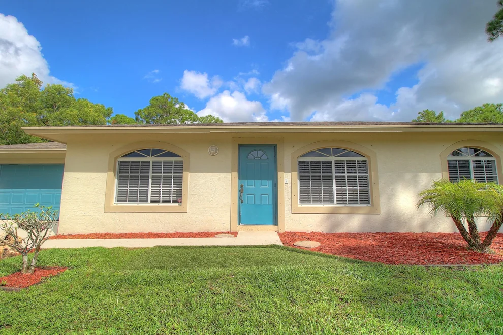 Unit for sale at 17959 42nd Road N, Loxahatchee, FL 33470